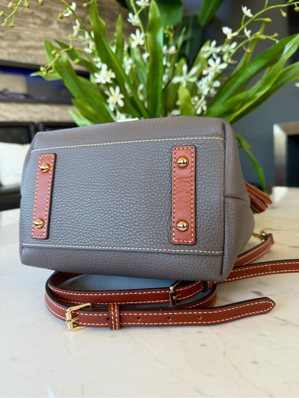 Dooney & Bourke Pebble Grain Aimee Crossbody Leather - Picture 7 of 16
